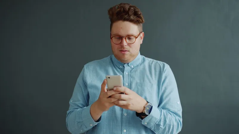 Something Is Quietly Choking Your Phone — And the Culprit Is Already Installed