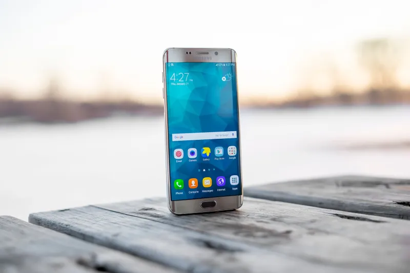 Rigged From the Start: How Your Phone's Default Apps Are Quietly Killing the Competition