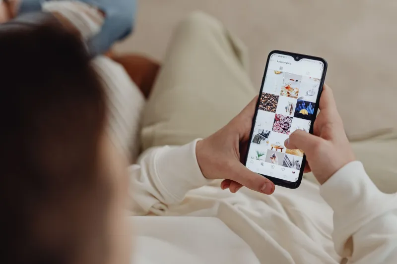 Your Brain Can't Handle Two Apps at Once — Here's What to Do Instead